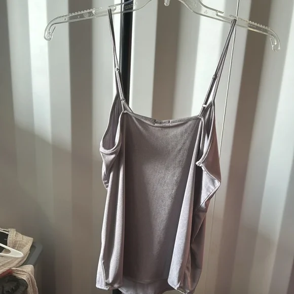 Silky layering top11/29 - Picture 2 of 4